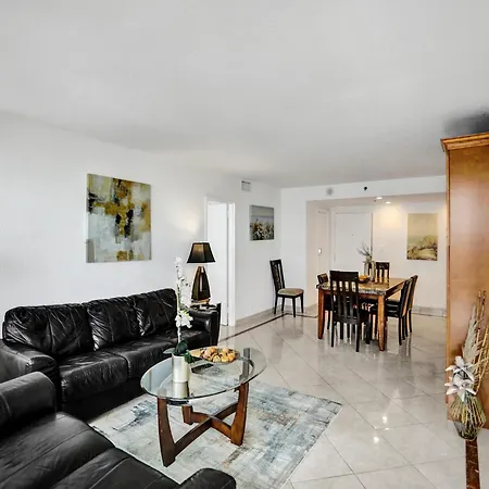 Perfect Ocean View Condo Beach Service 1109